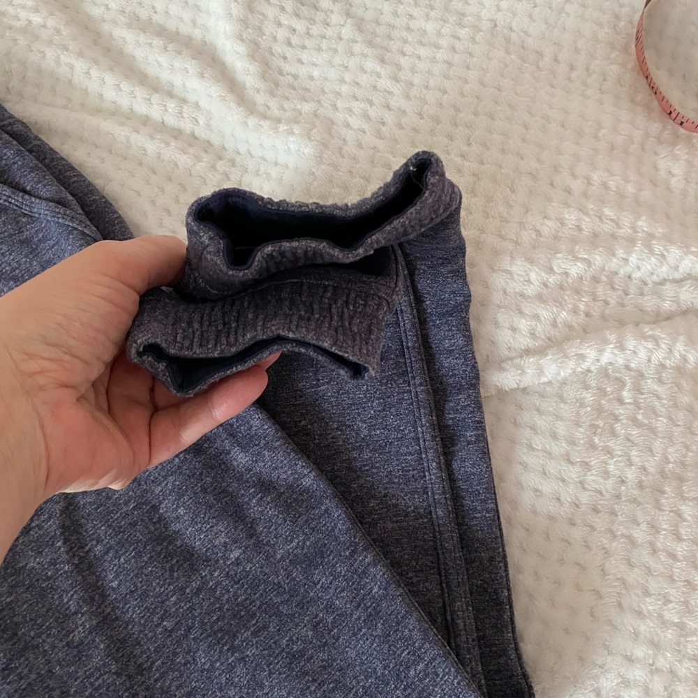 Ivivva by Lululemon joggers - Picture 3 of 9